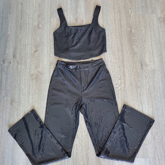 House of Harlow 1960 Two Piece Sequin Set - Medium - Picture 1 of 8